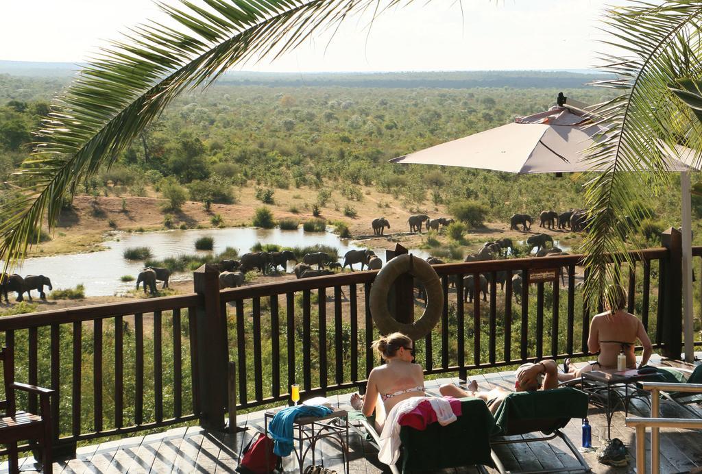 Victoria Falls Safari Lodge מראה חיצוני תמונה