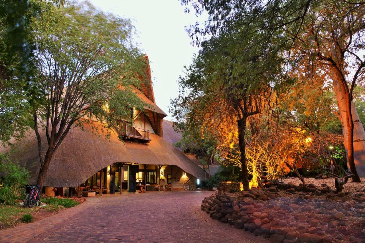 Victoria Falls Safari Lodge מראה חיצוני תמונה